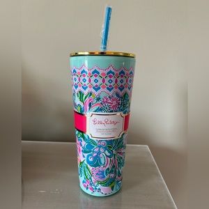 Lilly Pulitzer 24oz tumbler with straw NWT